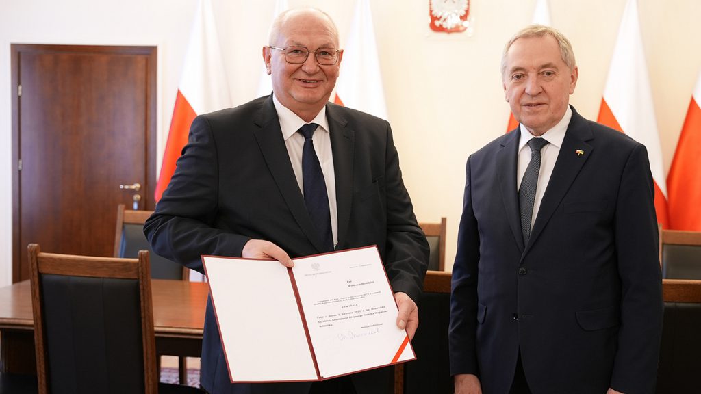 Wicepremier H. Kowalczyk oraz nowo powołany Dyrektor Generalny KOWR pan W. Humięcki.