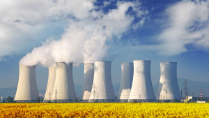 Kominy elektrowni atomowej/jądrowej