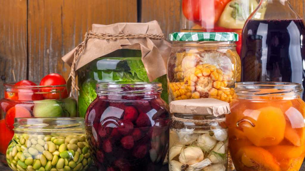 Słoiki z przetworami