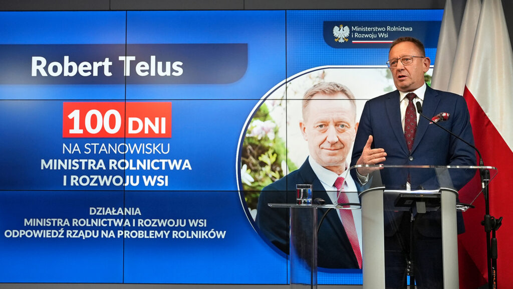 Minister Robert Telus